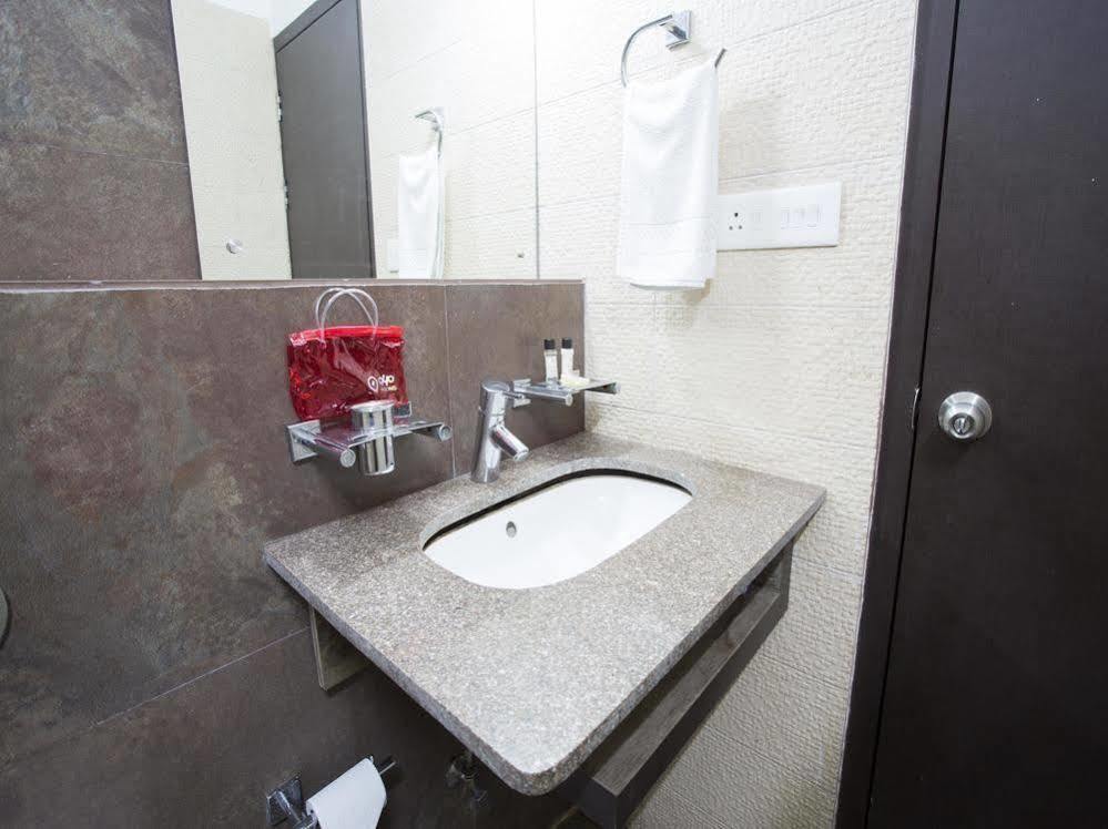 Oyo Rooms Near Cosmos Mall Siliguri Exterior photo
